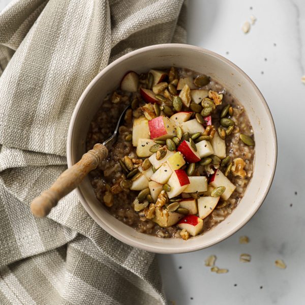 Cinnamon Apple Oatmeal Bowl