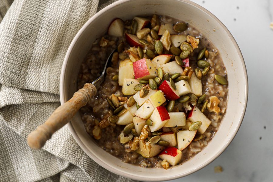 Cinnamon Apple Oatmeal Bowl