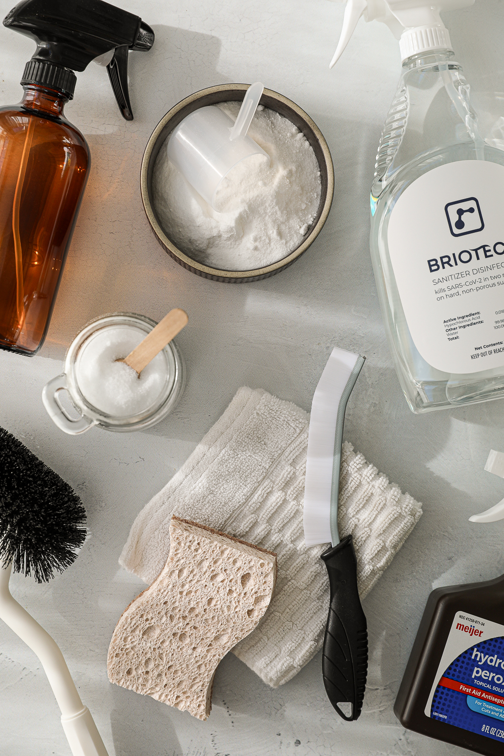 How to Clean Your Toilet Naturally